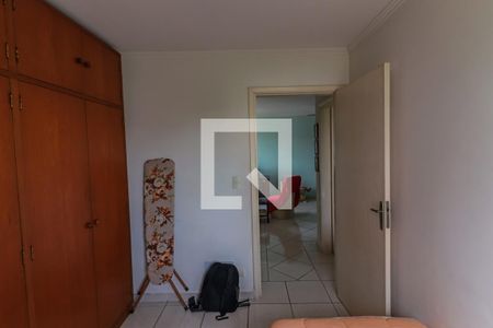 Quarto2 de apartamento para alugar com 2 quartos, 64m² em Jardim Ester, São Paulo
