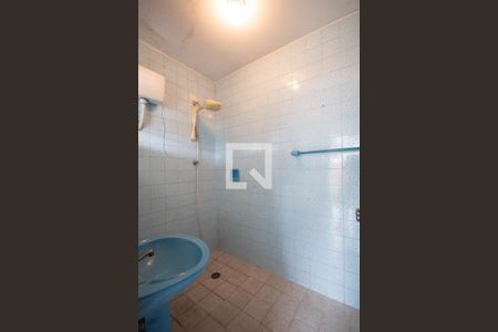 Casa à venda com 250m², 4 quartos e 2 vagasBanheiro de serviço