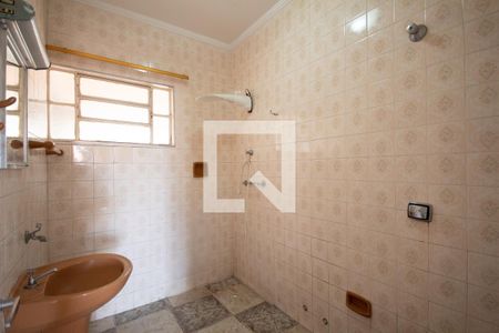 Casa à venda com 250m², 4 quartos e 2 vagasBanheiro