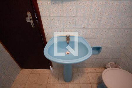 Casa à venda com 250m², 4 quartos e 2 vagasBanheiro de serviço