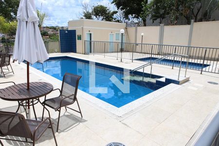 Apartamento à venda com 48m², 2 quartos e 1 vaga Apartamento à venda com 48m², 2 quartos e 1 vagaÁrea comum - Piscina