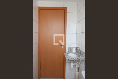 Apartamento à venda com 48m², 2 quartos e 1 vaga Apartamento à venda com 48m², 2 quartos e 1 vagaBanheiro