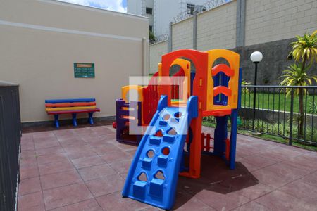 Apartamento à venda com 48m², 2 quartos e 1 vaga Apartamento à venda com 48m², 2 quartos e 1 vagaÁrea comum - Playground