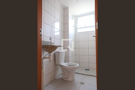 Apartamento à venda com 48m², 2 quartos e 1 vaga Apartamento à venda com 48m², 2 quartos e 1 vagaBanheiro