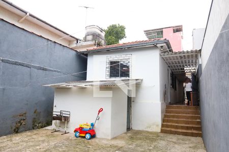Casa à venda com 167m², 1 quarto e sem vagaQuintal