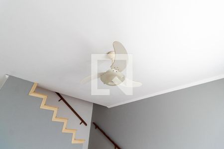 Sala de casa de condomínio à venda com 2 quartos, 108m² em Jardim Popular, São Paulo