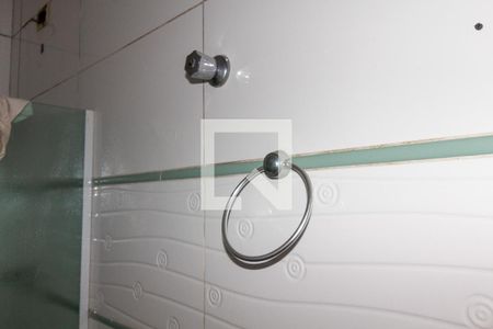 Casa de condomínio à venda com 108m², 2 quartos e 1 vagaDetalhe do banheiro