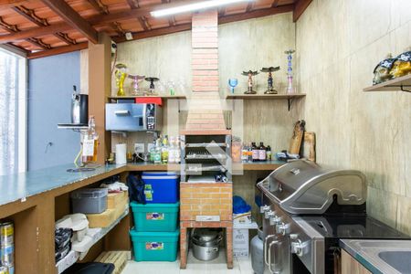 Casa à venda com 250m², 3 quartos e 2 vagas Casa à venda com 250m², 3 quartos e 2 vagasChurrasqueira