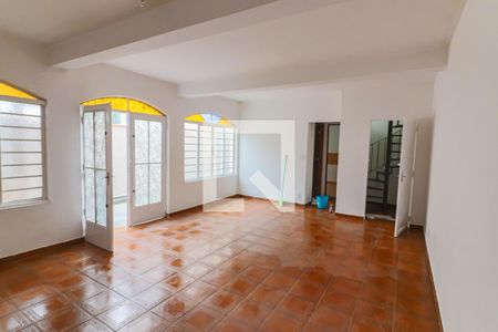 Casa à venda com 200m², 4 quartos e 4 vagasSalão