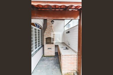 Casa à venda com 200m², 4 quartos e 4 vagasÁrea comum - Churrasqueira