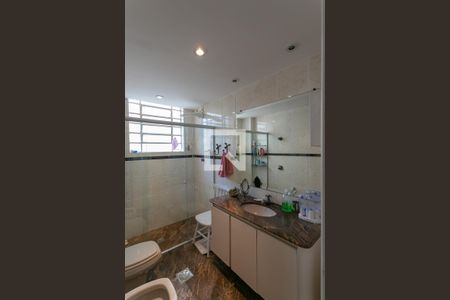 Apartamento à venda com 119m², 3 quartos e 1 vagaBanheiro