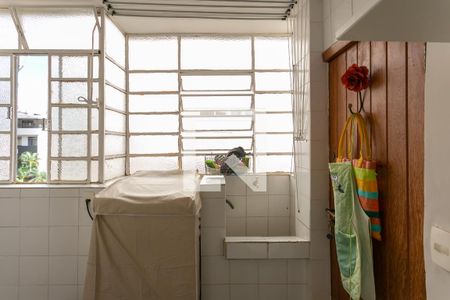 Apartamento à venda com 119m², 3 quartos e 1 vagaÁrea de Serviço