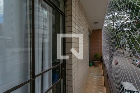 Apartamento à venda com 119m², 3 quartos e 1 vagaVaranda