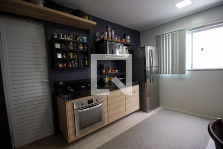 Casa de condomínio à venda com 700m², 3 quartos e 2 vagas Casa de condomínio à venda com 700m², 3 quartos e 2 vagasCozinha