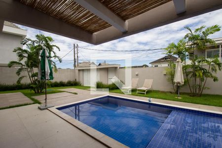 Casa de condomínio à venda com 700m², 3 quartos e 2 vagas Casa de condomínio à venda com 700m², 3 quartos e 2 vagasPiscina