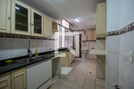 Apartamento para alugar com 108m², 2 quartos e sem vaga Apartamento para alugar com 108m², 2 quartos e sem vagaCozinha