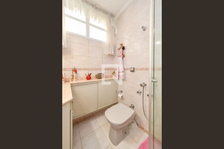 Apartamento para alugar com 216m², 3 quartos e 2 vagasBanheiro