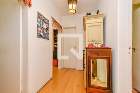 Apartamento para alugar com 216m², 3 quartos e 2 vagasCorredor