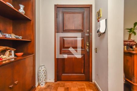Apartamento para alugar com 216m², 3 quartos e 2 vagasHall de entrada