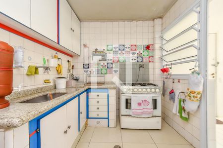 Apartamento para alugar com 216m², 3 quartos e 2 vagasCozinha