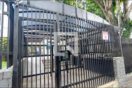 Apartamento à venda com 100m², 3 quartos e 2 vagasFachada