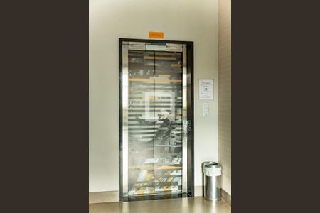 Studio à venda com 33m², 1 quarto e sem vagaElevador