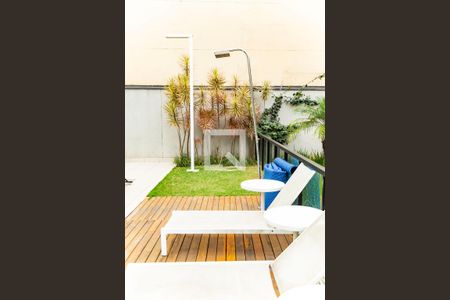 Studio à venda com 33m², 1 quarto e sem vagaÁrea comum - Piscina