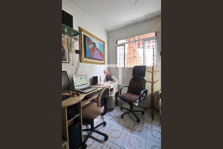 Casa à venda com 250m², 3 quartos e 2 vagasQuarto de Serviço