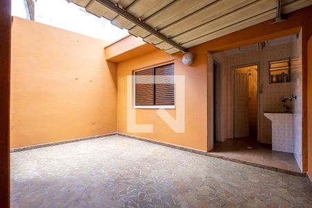 Casa para alugar com 172m², 3 quartos e 4 vagasQuintal