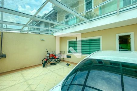 Casa à venda com 272m², 4 quartos e 3 vagas Casa à venda com 272m², 4 quartos e 3 vagasGaragem