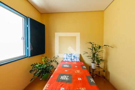 Casa à venda com 272m², 4 quartos e 3 vagas Casa à venda com 272m², 4 quartos e 3 vagasQuarto 1