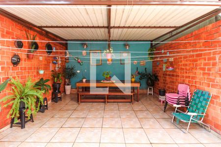 Casa à venda com 300m², 3 quartos e 2 vagasÁrea externa