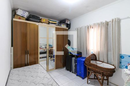Casa à venda com 300m², 3 quartos e 2 vagasQuarto 2