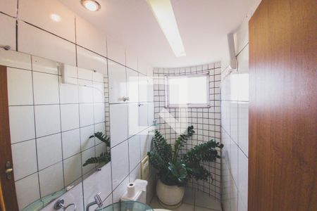 Apartamento à venda com 133m², 2 quartos e 2 vagas Apartamento à venda com 133m², 2 quartos e 2 vagasLavabo
