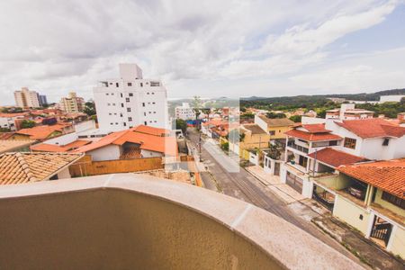 Apartamento à venda com 133m², 2 quartos e 2 vagas Apartamento à venda com 133m², 2 quartos e 2 vagassacada