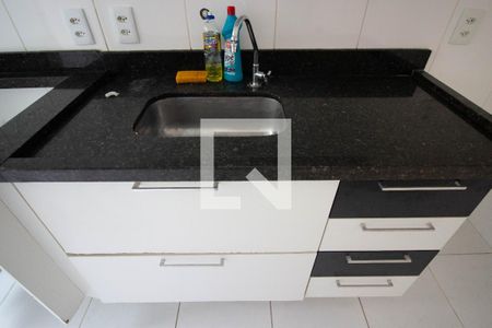 Apartamento à venda com 48m², 2 quartos e sem vaga Apartamento à venda com 48m², 2 quartos e sem vagaCozinha