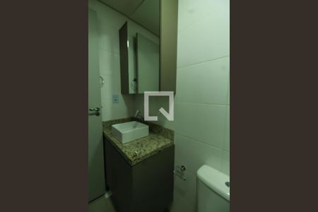 Banheiro de kitnet/studio para alugar com 1 quarto, 43m² em Vila Aricanduva, São Paulo