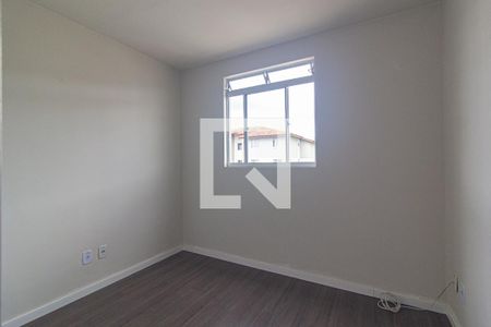 Quarto 2 de apartamento para alugar com 2 quartos, 47m² em Cachoeira, Curitiba