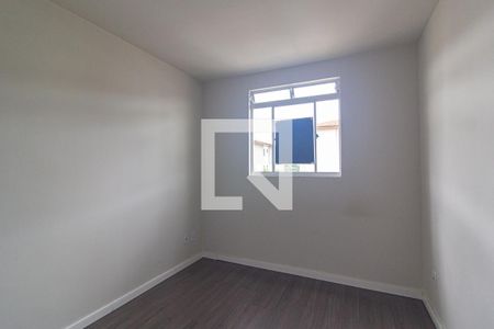 Quarto 1 de apartamento para alugar com 2 quartos, 47m² em Cachoeira, Curitiba