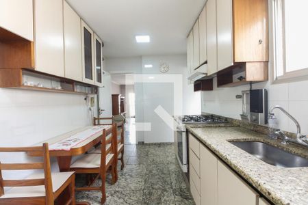 Apartamento à venda com 105m², 3 quartos e 1 vagaCozinha 