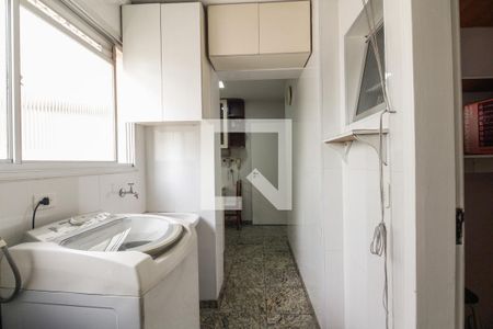 Apartamento à venda com 105m², 3 quartos e 1 vagaÁrea de Serviço 