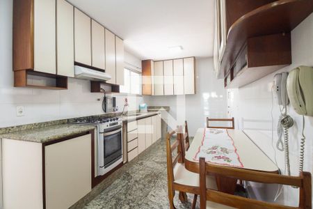 Apartamento à venda com 105m², 3 quartos e 1 vagaCozinha 