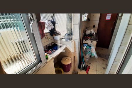 Apartamento à venda com 76m², 3 quartos e 1 vagaÁrea de Serviço