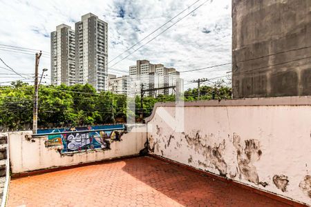Casa à venda com 150m², 2 quartos e 1 vaga Casa à venda com 150m², 2 quartos e 1 vagaQuintal