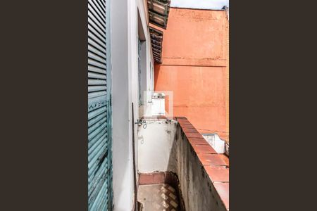 Casa à venda com 150m², 2 quartos e 1 vaga Casa à venda com 150m², 2 quartos e 1 vagaVaranda