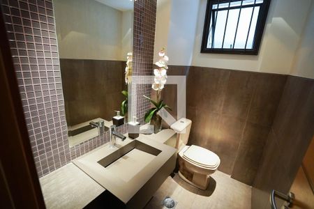 Banheiro da Suíte de apartamento à venda com 4 quartos, 250m² em Lourdes, Belo Horizonte