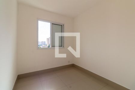Apartamento à venda com 75m², 3 quartos e 2 vagasQuarto 2