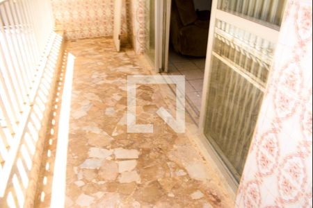 Sala com varanda de apartamento para alugar com 3 quartos, 115m² em Costa Azul, Salvador