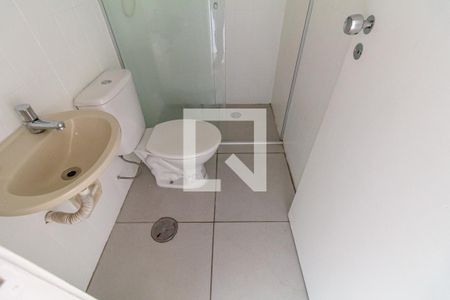 Banheiro de kitnet/studio para alugar com 1 quarto, 33m² em Santa Cecilia, São Paulo