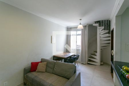 Apartamento à venda com 167m², 3 quartos e 2 vagas Apartamento à venda com 167m², 3 quartos e 2 vagasSala